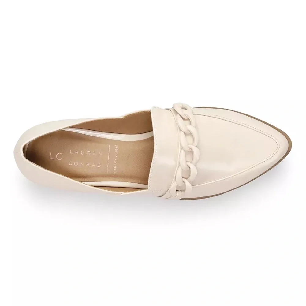 LC Lauren Conrad Cream Patent Leather Loafers with Chain Detail DEMII sz 11
